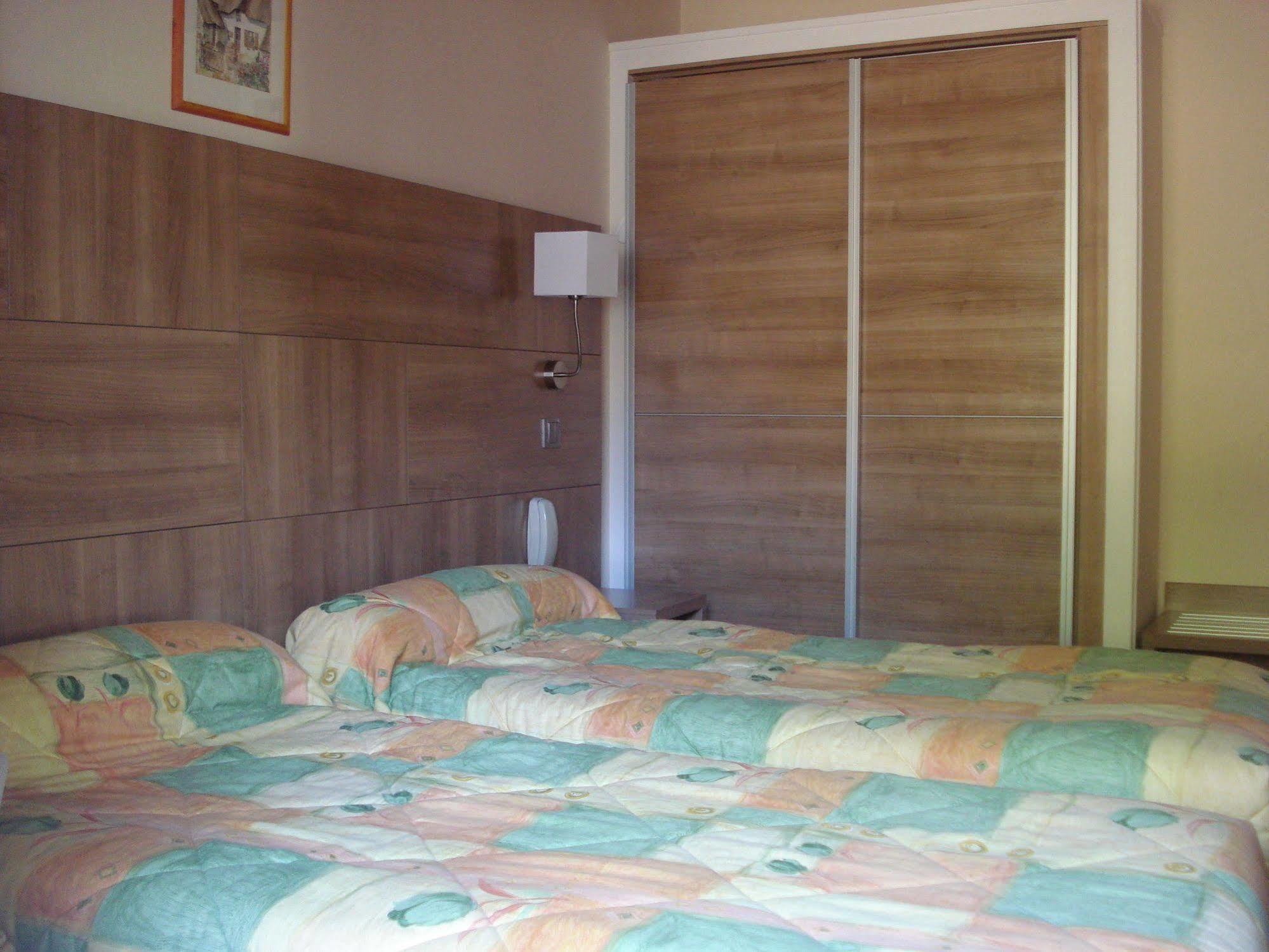 Hotel La Belle Etoile Thouare-sur-Loire ภายนอก รูปภาพ